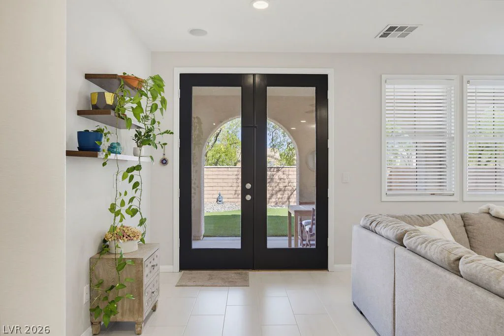 10016 Silver Cliff, Las Vegas, NV 89178