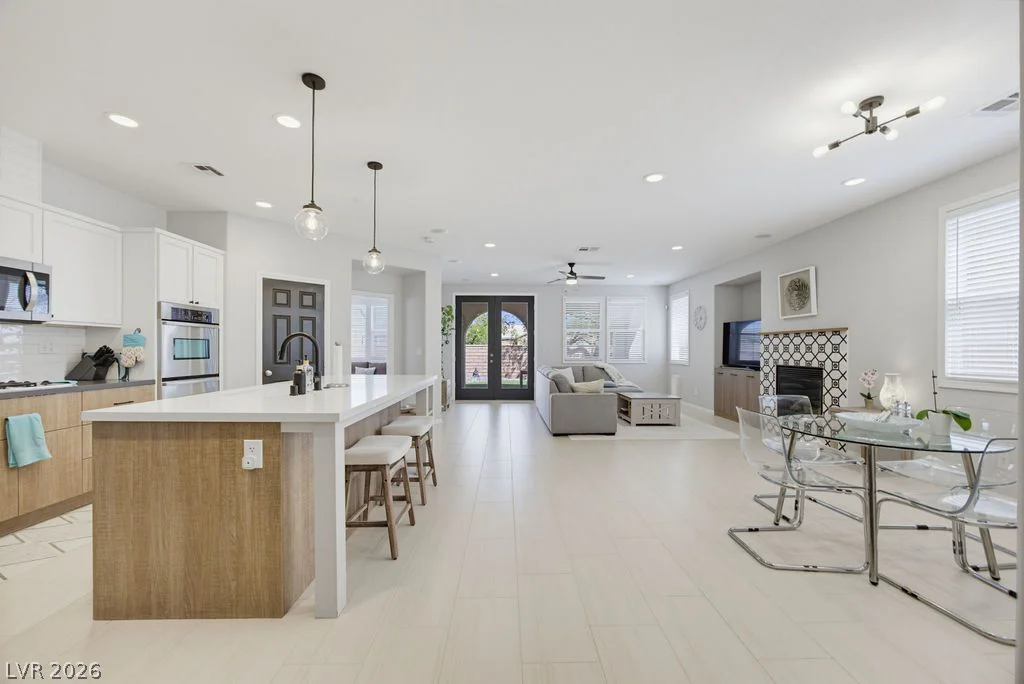 10016 Silver Cliff, Las Vegas, NV 89178