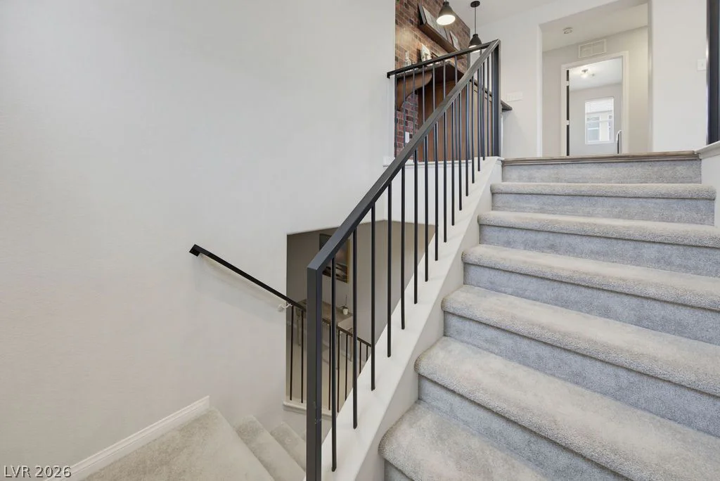 10016 Silver Cliff, Las Vegas, NV 89178
