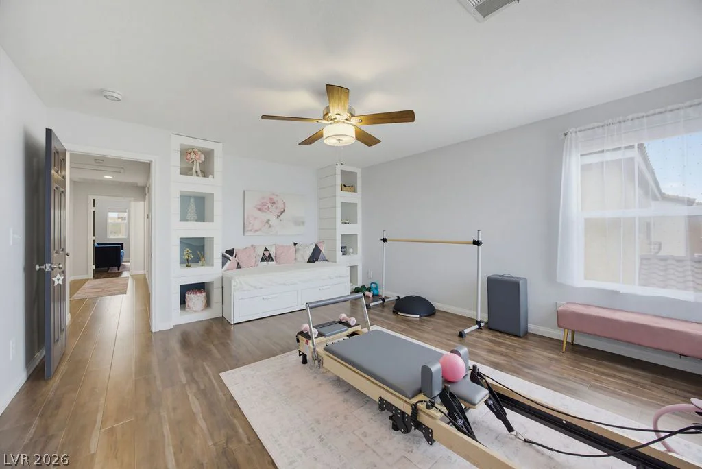 10016 Silver Cliff, Las Vegas, NV 89178