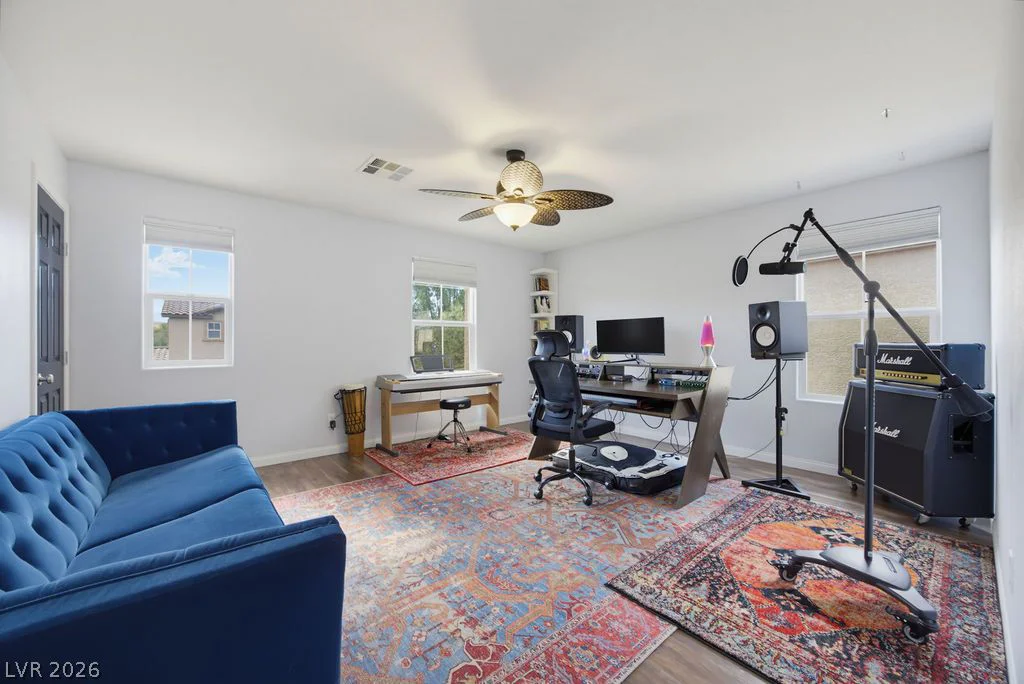 10016 Silver Cliff, Las Vegas, NV 89178