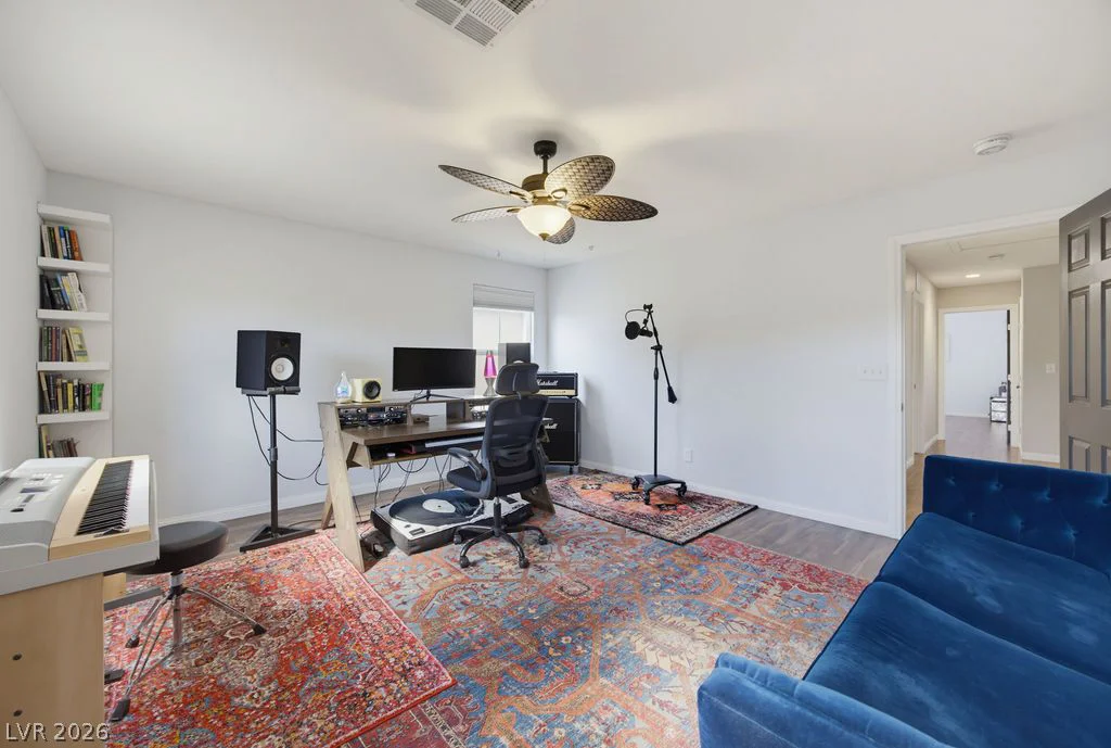10016 Silver Cliff, Las Vegas, NV 89178