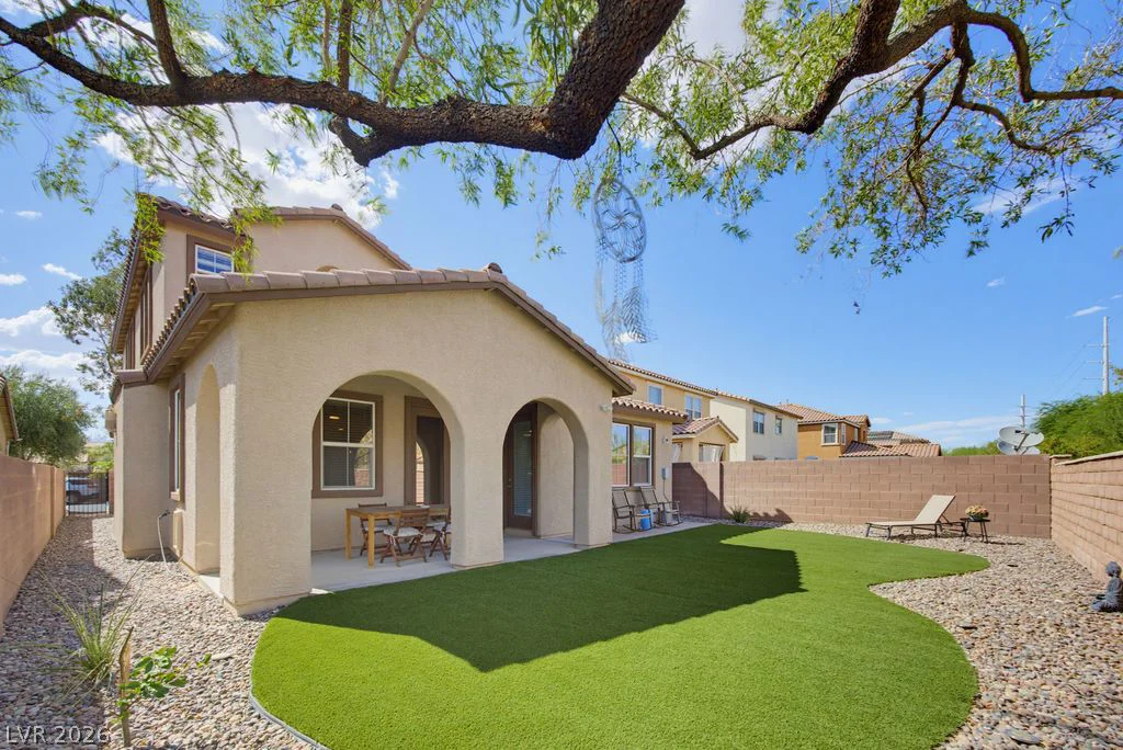 10016 Silver Cliff, Las Vegas, NV 89178