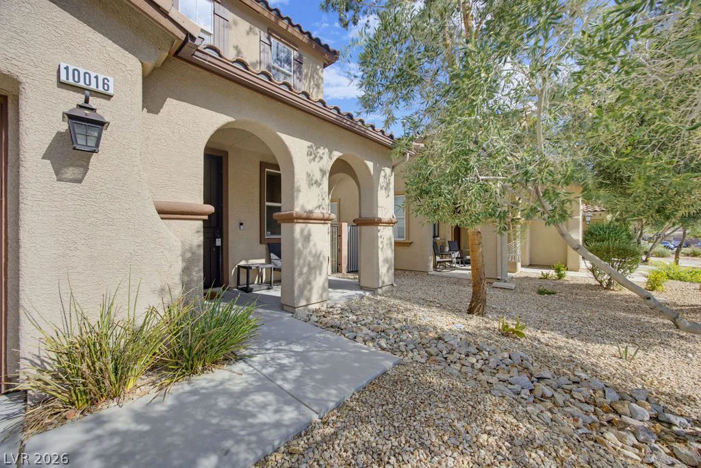 10016 Silver Cliff, Las Vegas, NV 89178