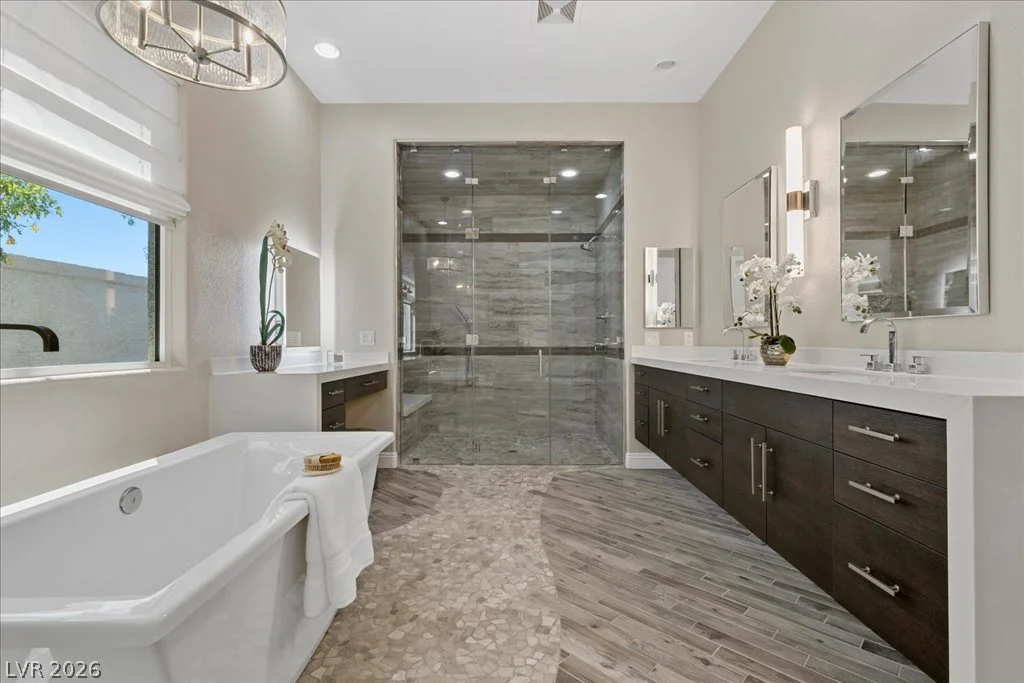 9425 Garnet Crown, Las Vegas, NV 89145