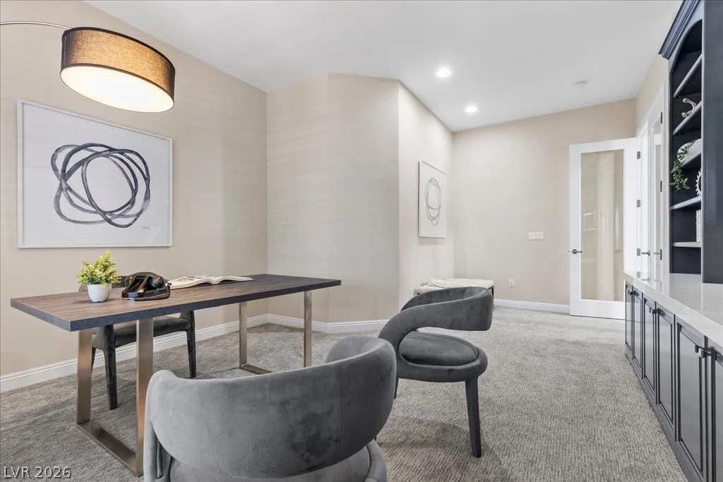 9425 Garnet Crown, Las Vegas, NV 89145