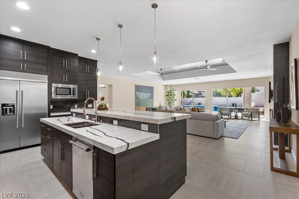 9425 Garnet Crown, Las Vegas, NV 89145