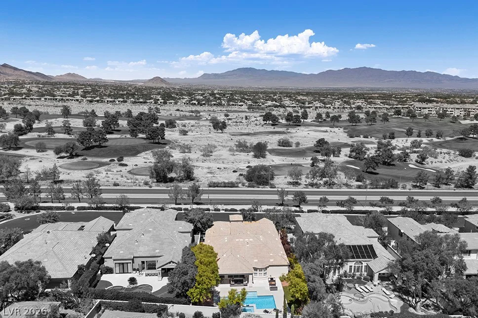 9425 Garnet Crown, Las Vegas, NV 89145