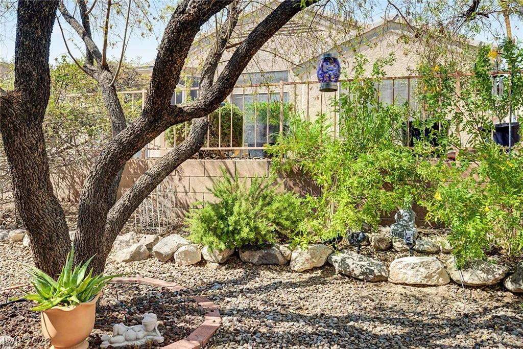 1989 High Mesa, Henderson, NV 89012