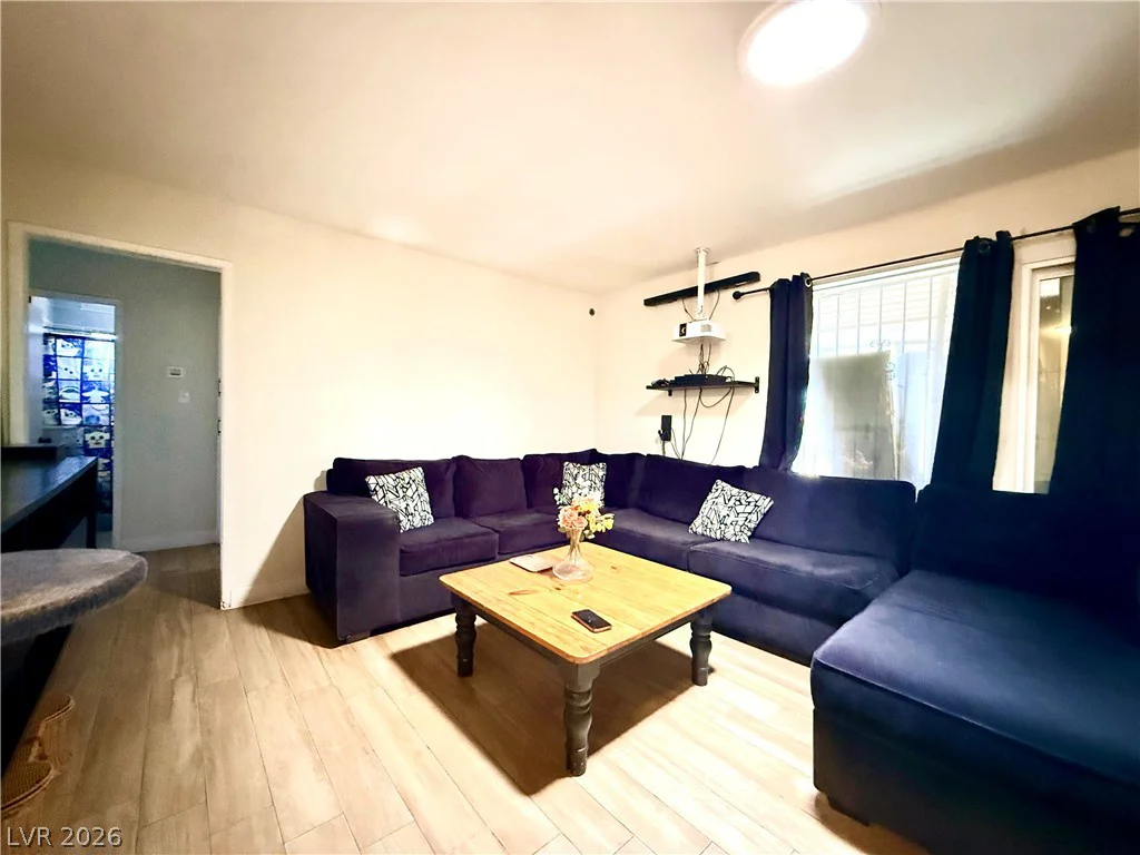 1101 Tamerack, Las Vegas, NV 89106