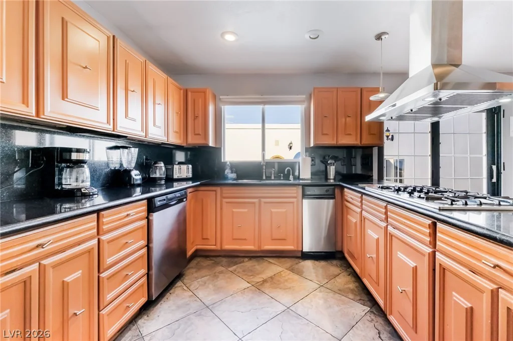 909 Cashman, Las Vegas, NV 89107