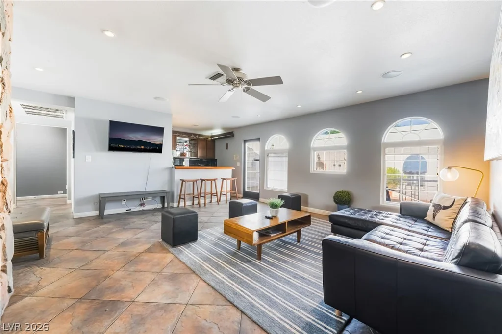 909 Cashman, Las Vegas, NV 89107