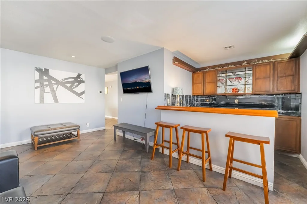 909 Cashman, Las Vegas, NV 89107