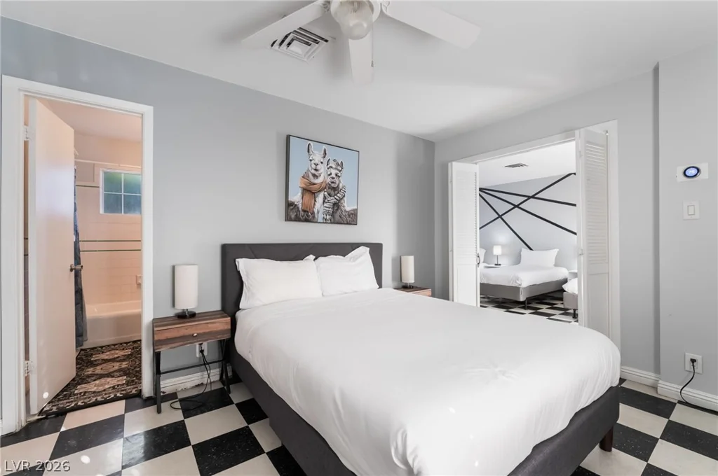 909 Cashman, Las Vegas, NV 89107