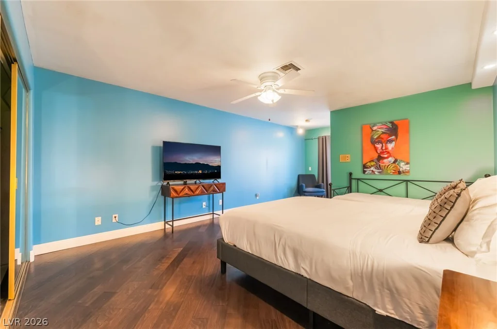 909 Cashman, Las Vegas, NV 89107