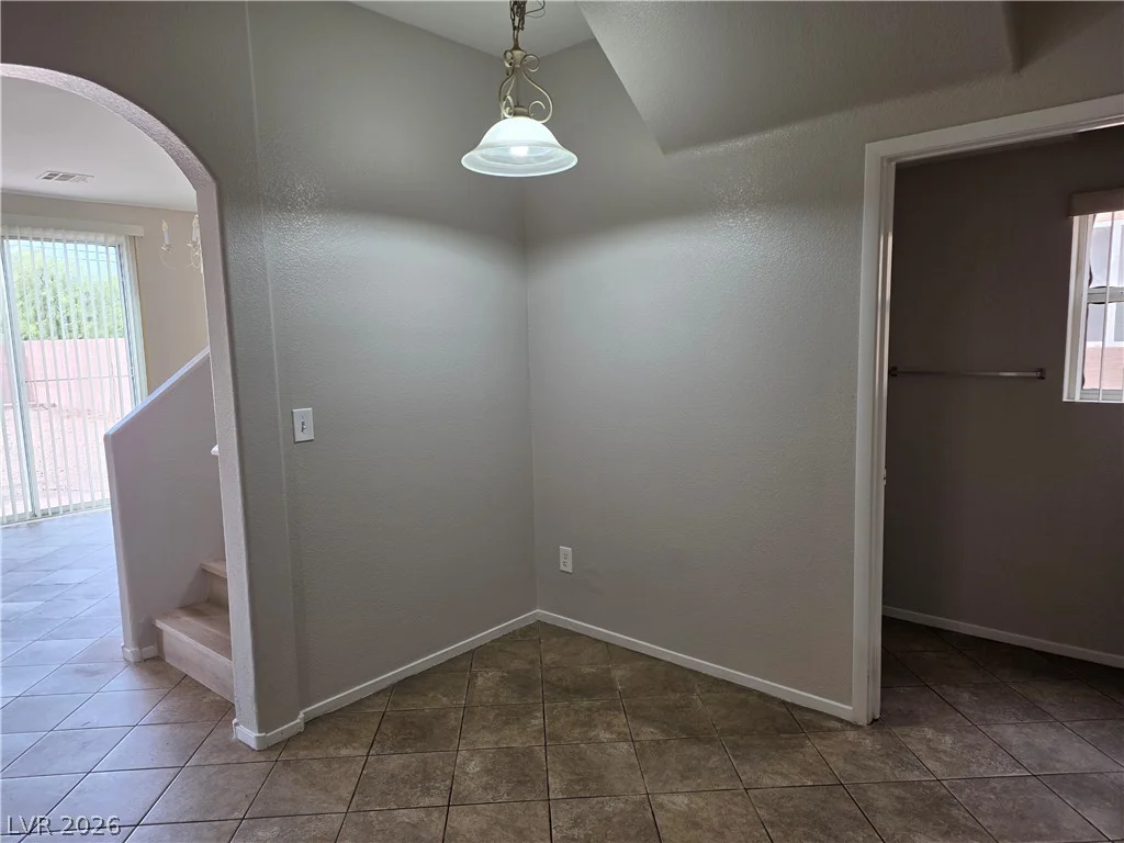 5063 El Castano, Las Vegas, NV 89108