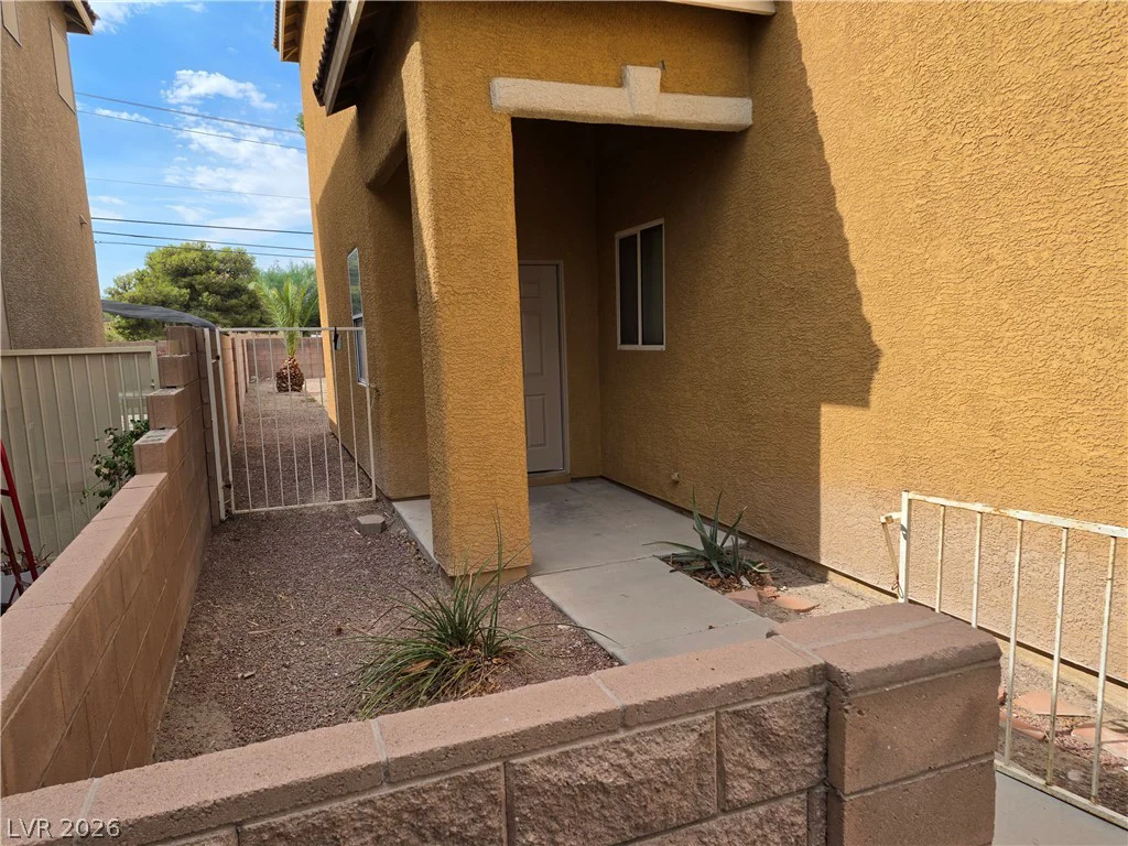 5063 El Castano, Las Vegas, NV 89108