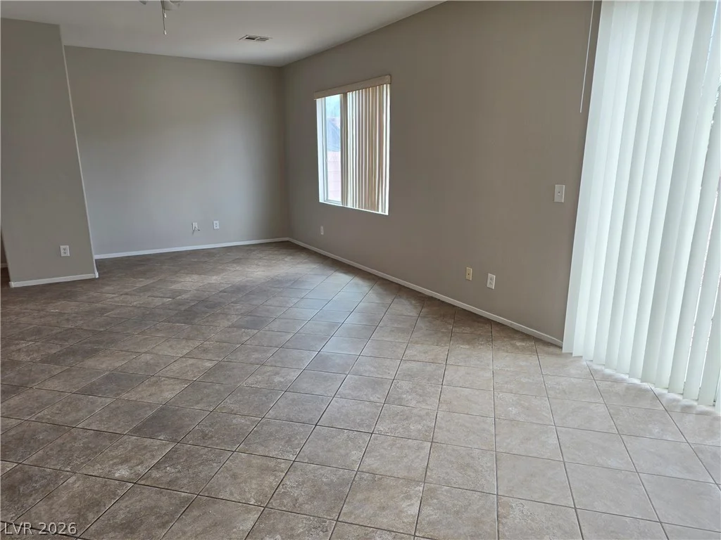 5063 El Castano, Las Vegas, NV 89108