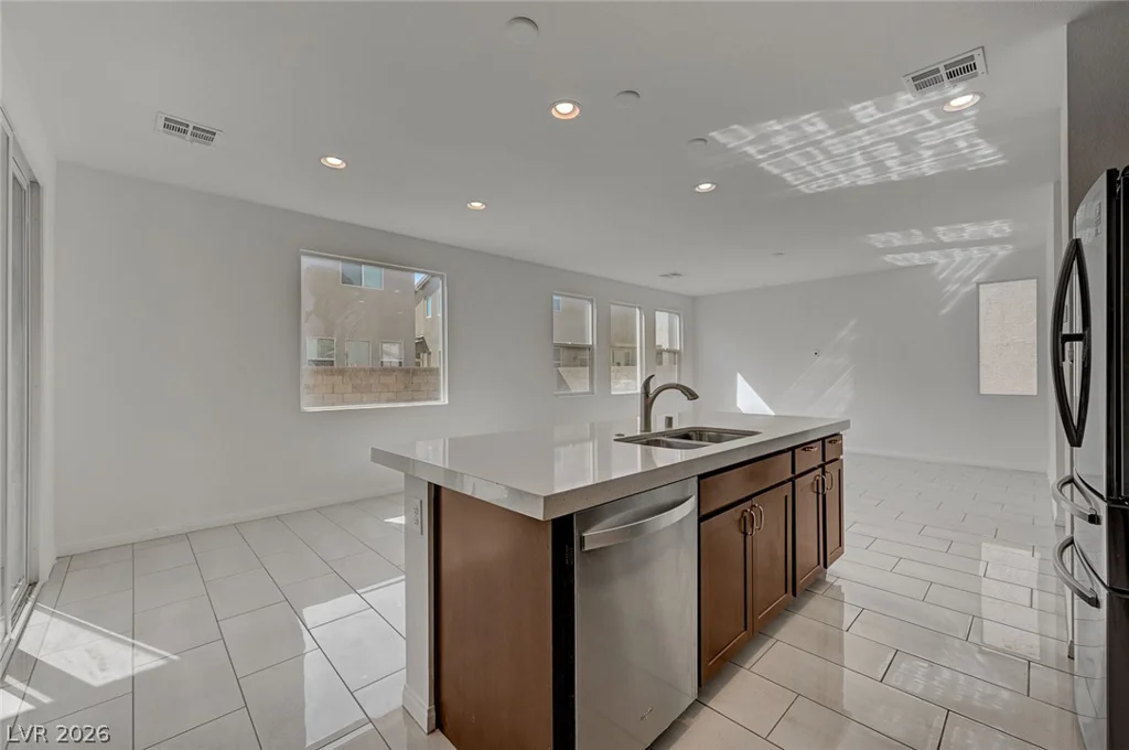 4631 Observed, North Las Vegas, NV 89031