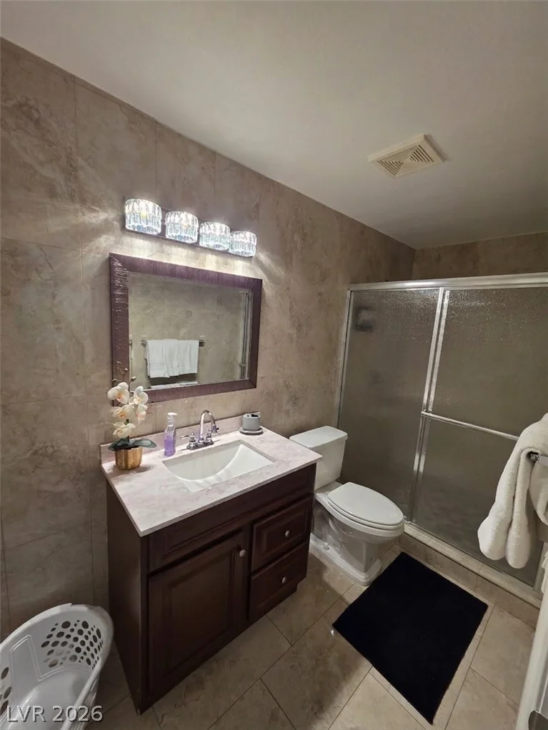 4125 Harmon, Las Vegas, NV 89121