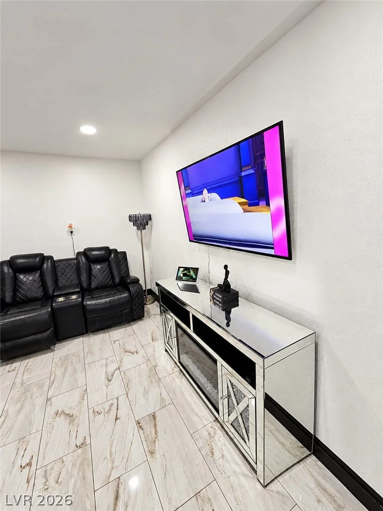 4125 Harmon, Las Vegas, NV 89121