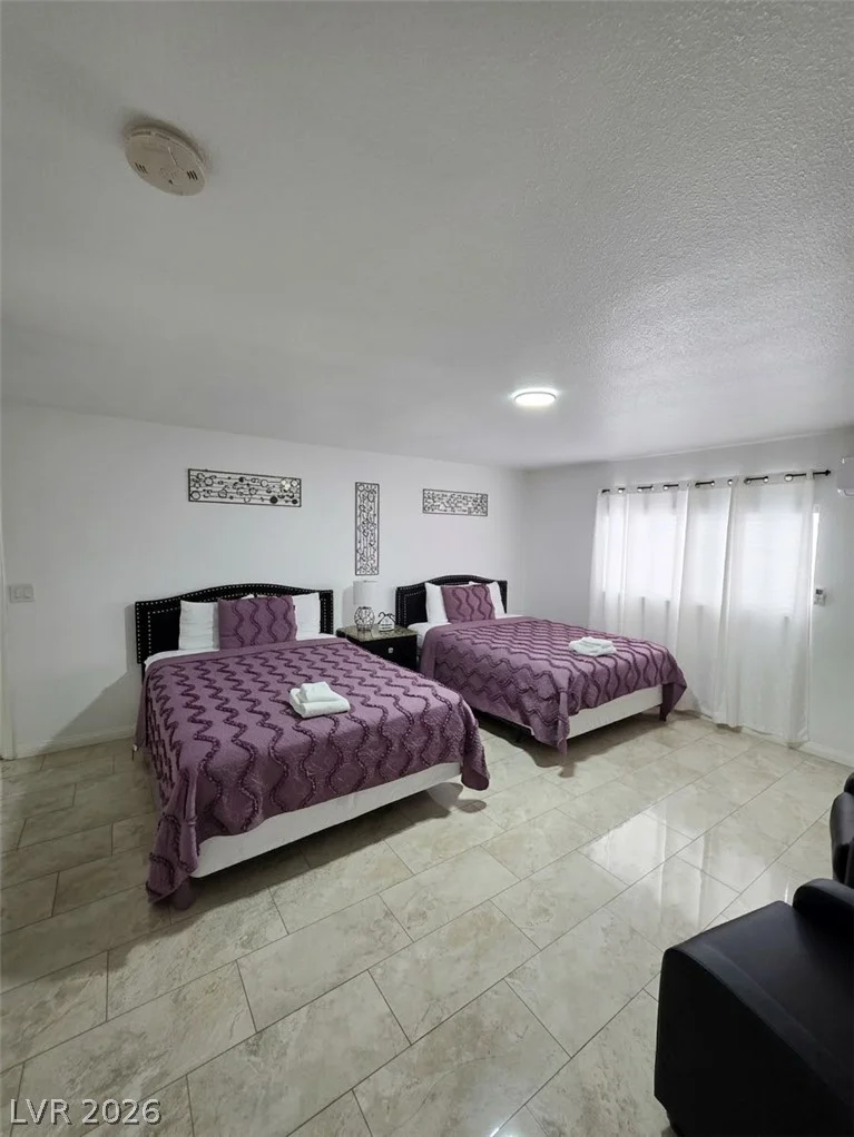 4125 Harmon, Las Vegas, NV 89121