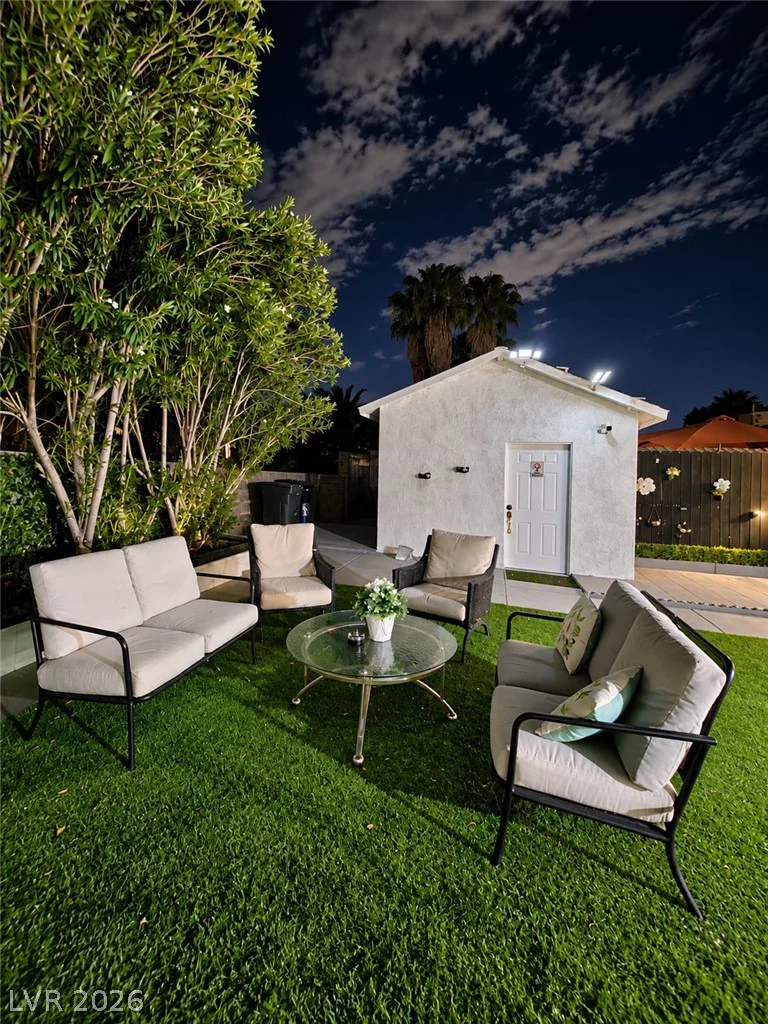 4125 Harmon, Las Vegas, NV 89121