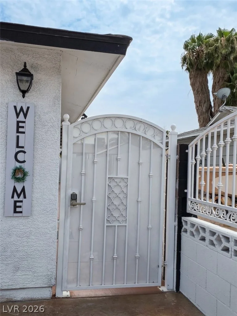 4125 Harmon, Las Vegas, NV 89121