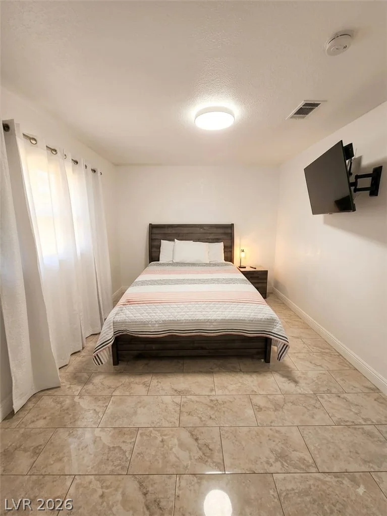 4125 Harmon, Las Vegas, NV 89121