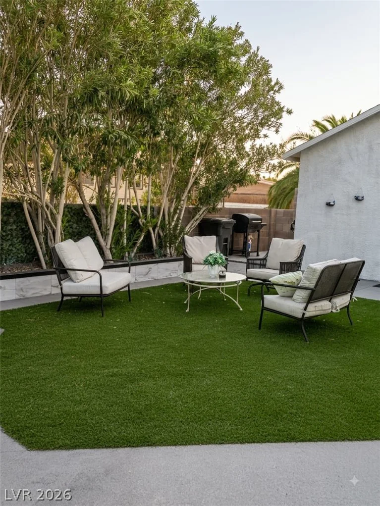 4125 Harmon, Las Vegas, NV 89121