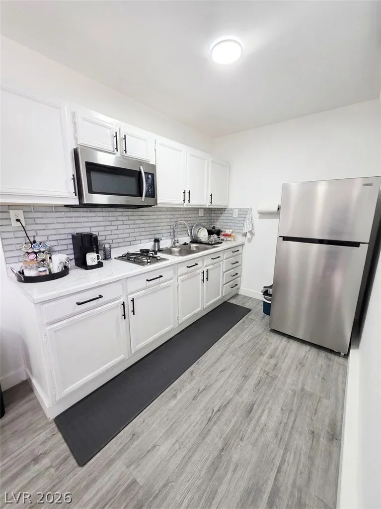 4125 Harmon, Las Vegas, NV 89121