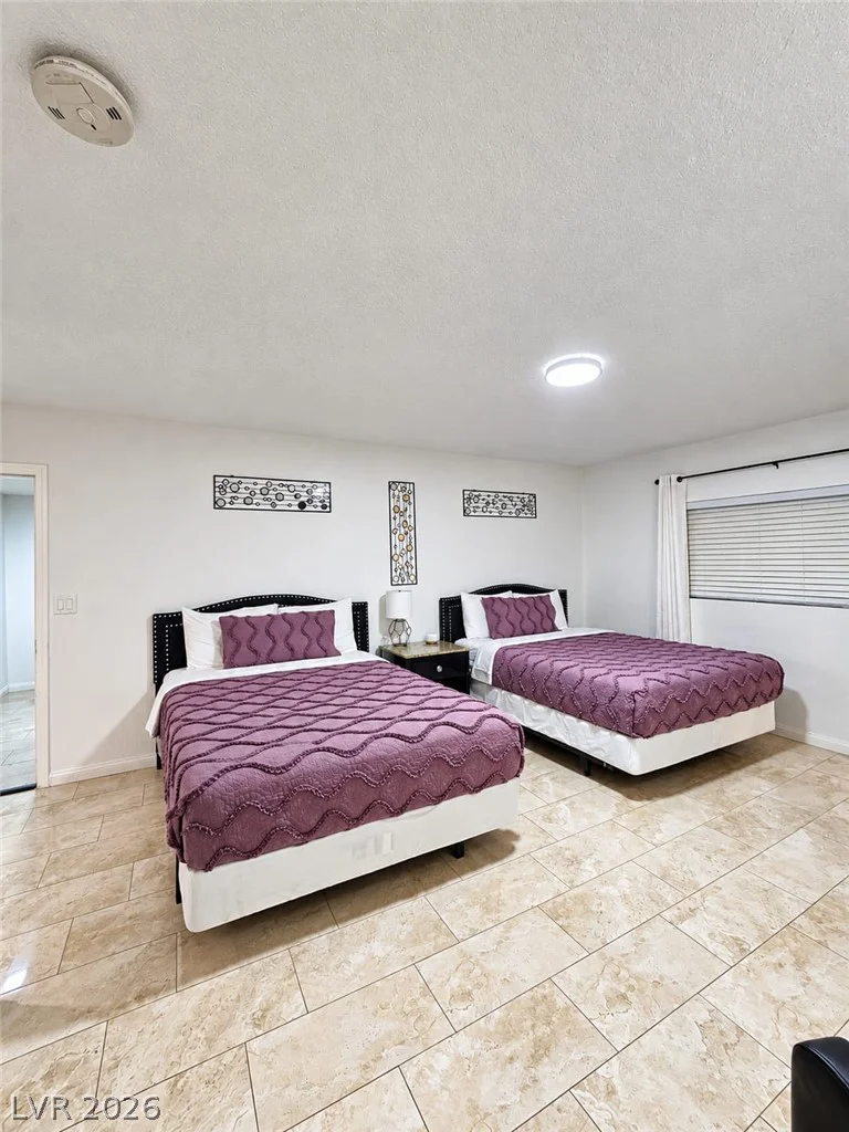 4125 Harmon, Las Vegas, NV 89121