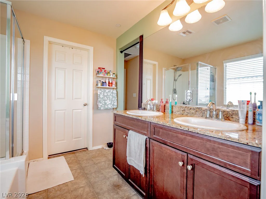 124 Brookhouse, Henderson, NV 89011