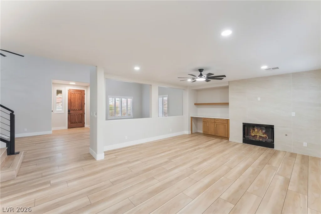 6321 Eagle Pass, North Las Vegas, NV 89084