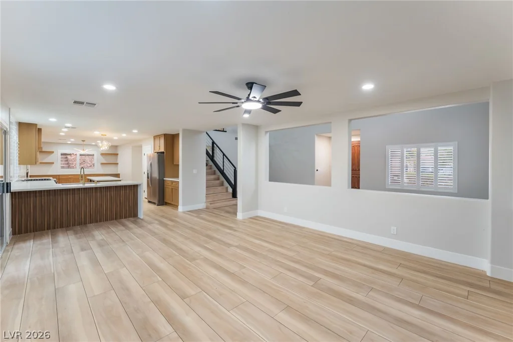 6321 Eagle Pass, North Las Vegas, NV 89084