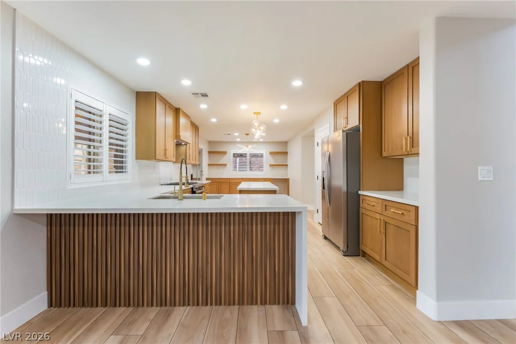 6321 Eagle Pass, North Las Vegas, NV 89084