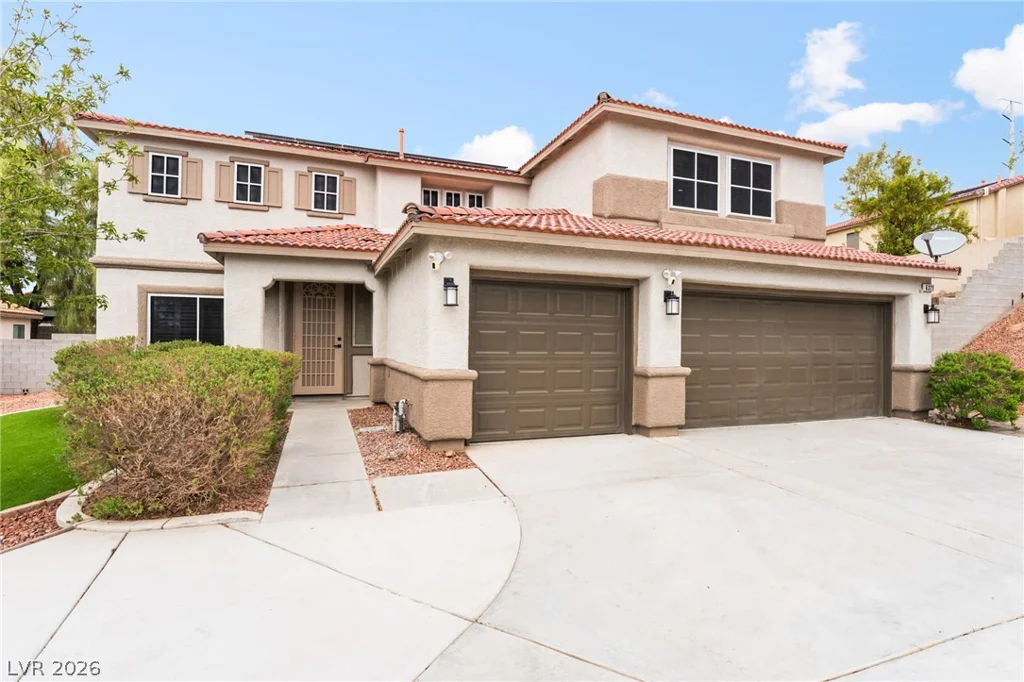 6321 Eagle Pass, North Las Vegas, NV 89084