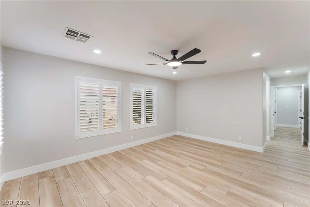 6321 Eagle Pass, North Las Vegas, NV 89084