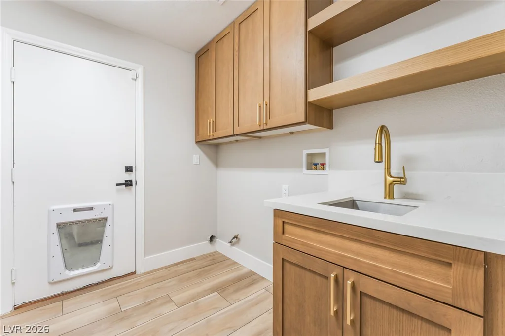 6321 Eagle Pass, North Las Vegas, NV 89084