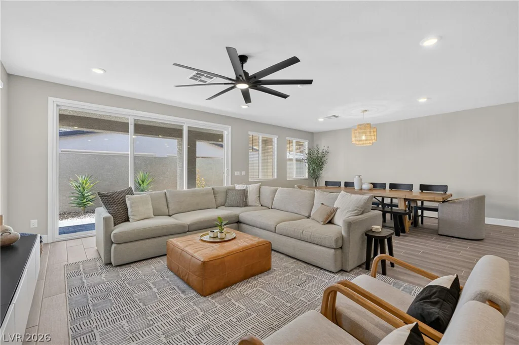 9647 Mirage Foothills, Las Vegas, NV 89178