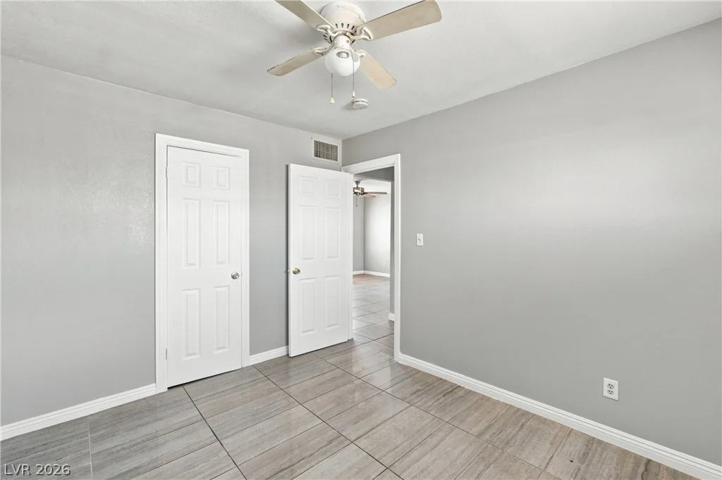 702 10th, Las Vegas, NV 89101