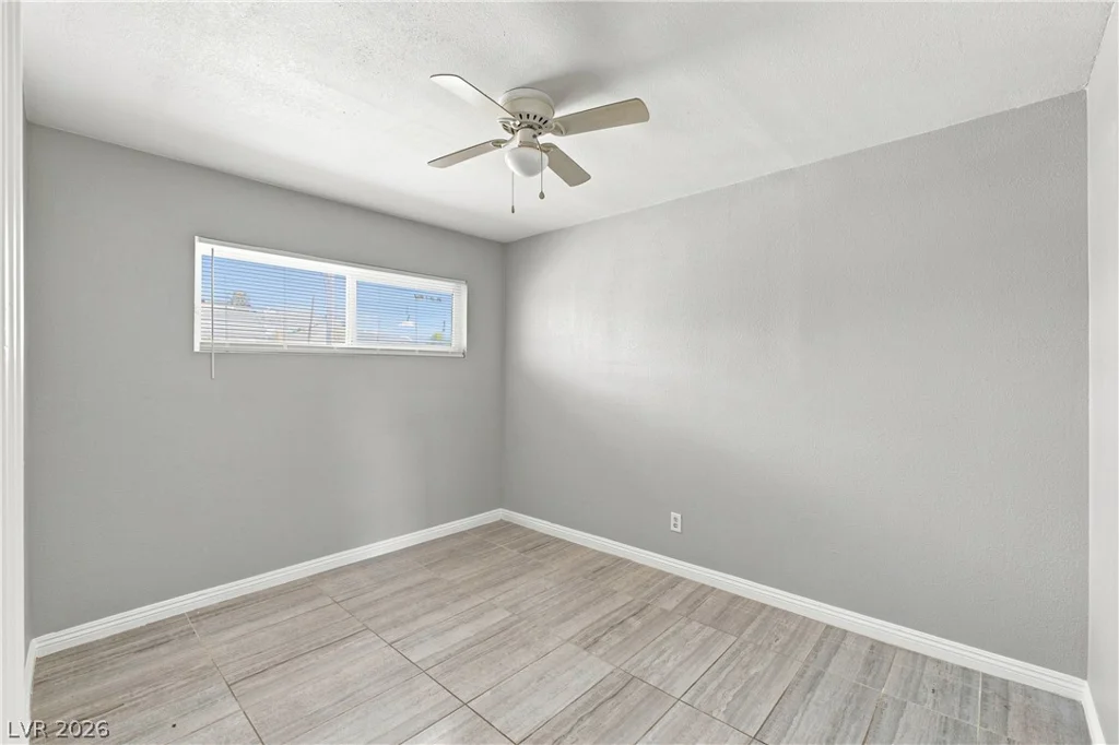 702 10th, Las Vegas, NV 89101