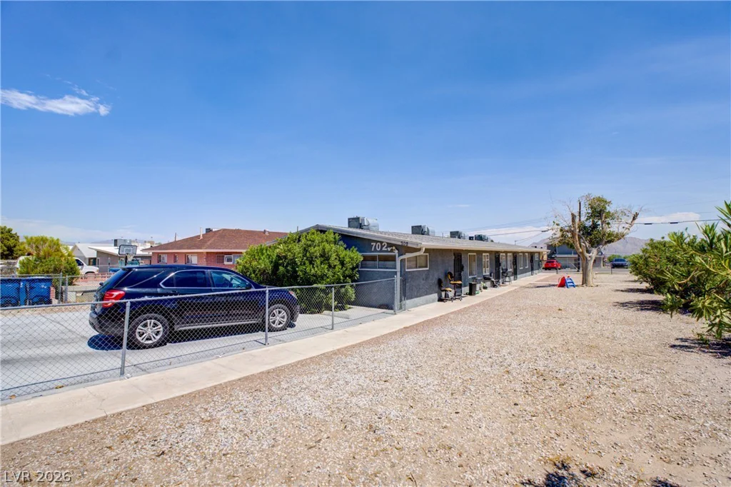 702 10th, Las Vegas, NV 89101
