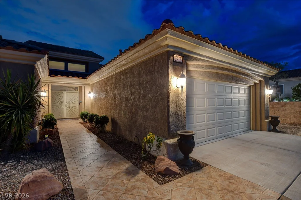 2916 Big Green, Las Vegas, NV 89134