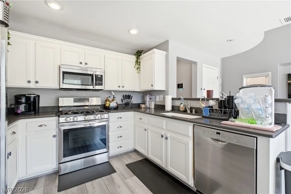 9144 Starling Wing, Las Vegas, NV 89143