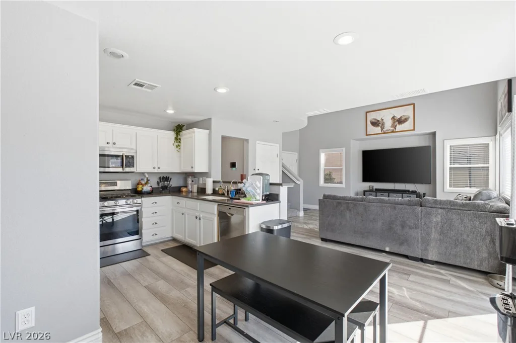 9144 Starling Wing, Las Vegas, NV 89143
