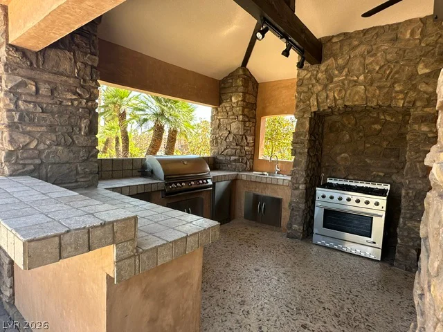 8175 Arville, Las Vegas, NV 89139