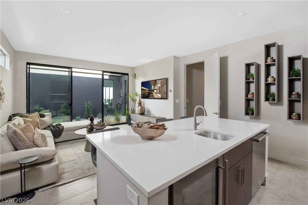 189 Still Shores, Henderson, NV 89011