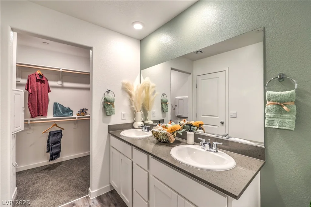 909 Pink Sugarbird, Henderson, NV 89011