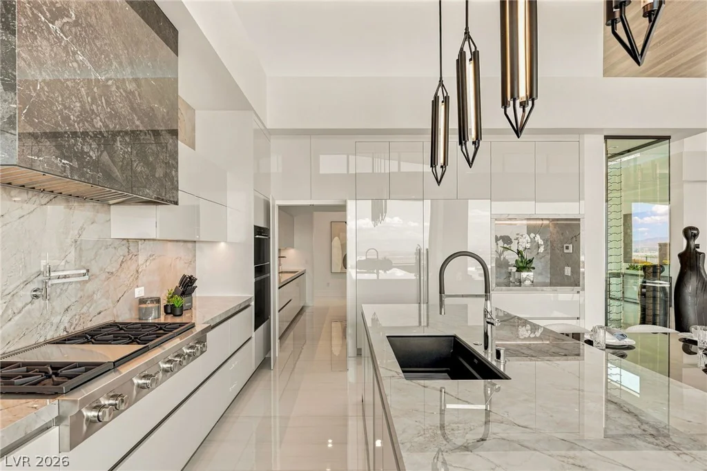 4 Chisel Crest, Henderson, NV 89012